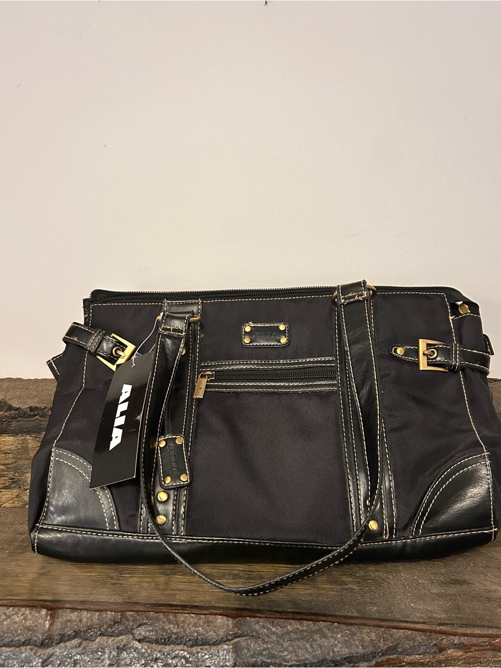 Alia Black Handbag – Gold Hardware, Contrast Stitching, Multi-Pocket Tote